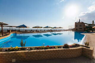 Гостиница Золотое Руно Таганрог Двухместный номер с 2 отдельными кроватями, вид на бассейн-6